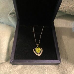 Elegant Heart Pendant Necklace with Peridot Stone